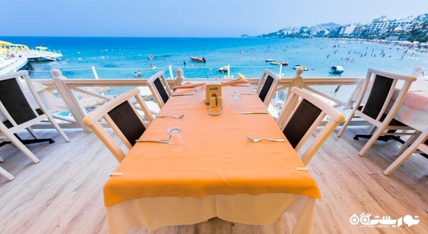 نمای رستوران فضای باز هتل